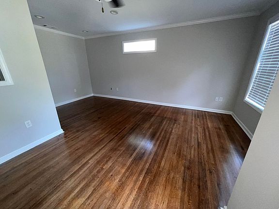 2nd image of 306 Sisk Ave