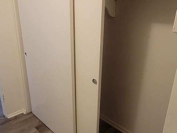 2nd image of 10419 Regent St APT 4