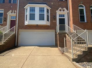 1778 Paisley Ct, Vienna, VA 22182
