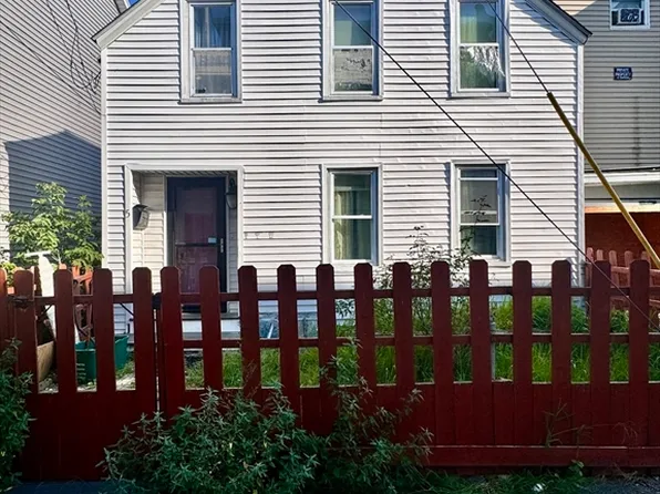 5 Cherry St, Lowell, MA 01852