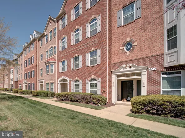 900 Hall Station Dr APT 201, Bowie, MD 20721