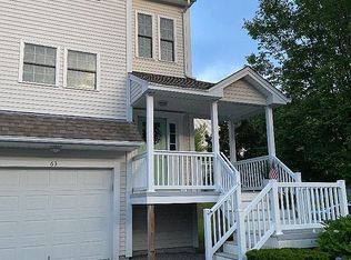 63 Red Brook Ln, West Warwick, RI 02893