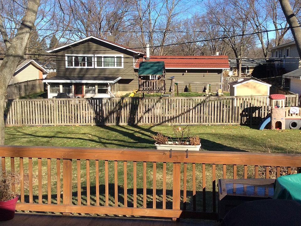 2nd image of 21W220 Coronet Rd