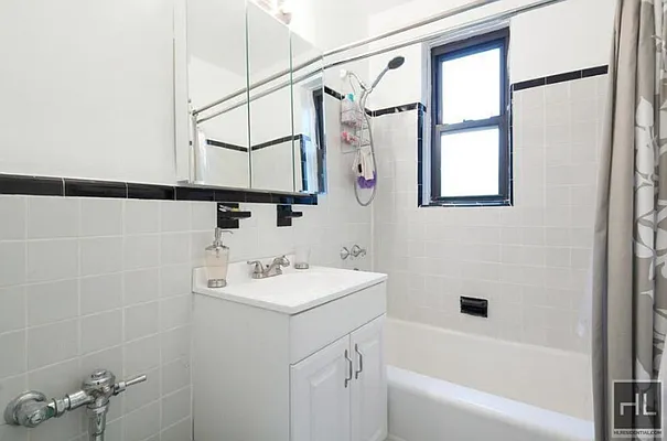 Rented by Highline Residential | media 8