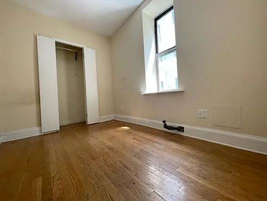 Rented by D J Real Estate LLC | media 120