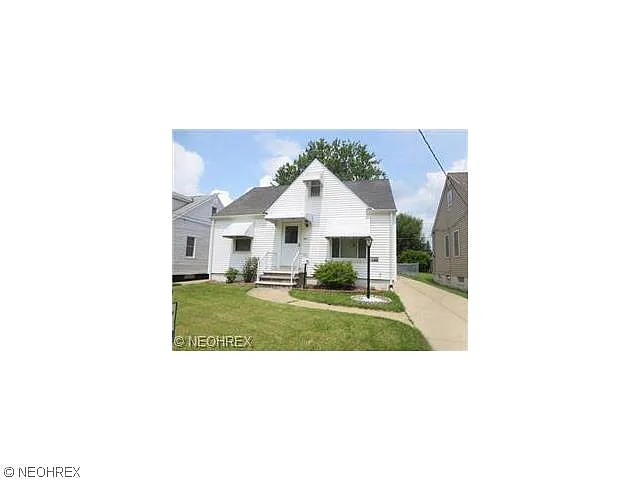 15609 Corkhill Rd photo 1
