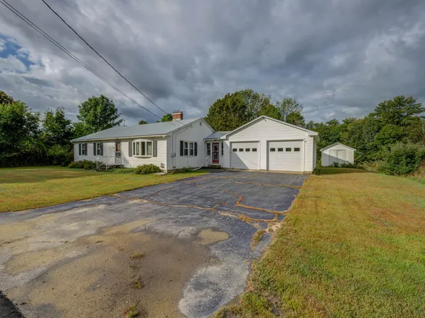 30 Hill Street, Paris, ME 04281