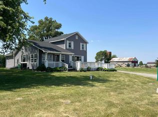 11921 W Cook Rd, Fort Wayne, IN 46818