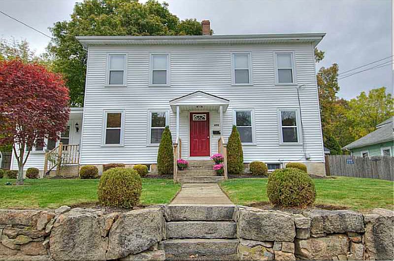 1st image of 47 Youngs Ave