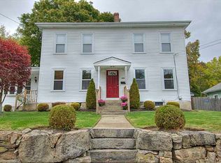 47 Youngs Ave, West Warwick, RI 02893