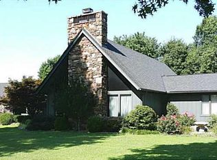 2508 S Turner St, Springdale, AR 72764