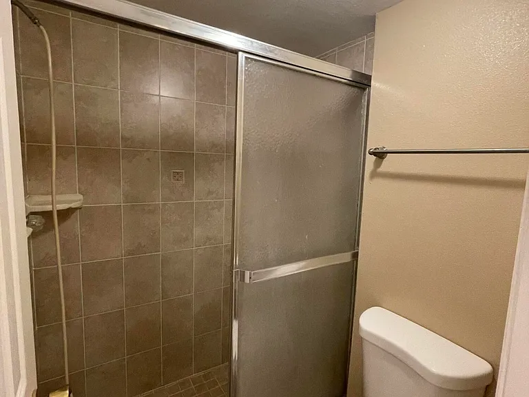 1425 Malibu Cir NE #111 — Photo 16