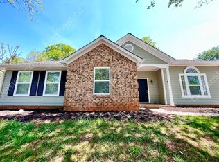 9719 Marshbrooke Rd, Matthews, NC 28105