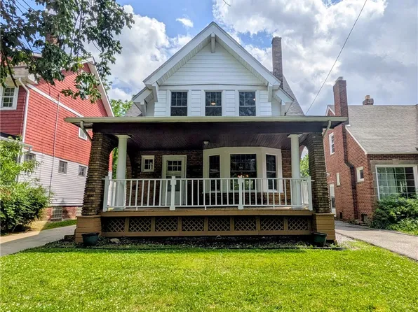 3270 Yorkshire Rd, Cleveland Heights, OH 44118