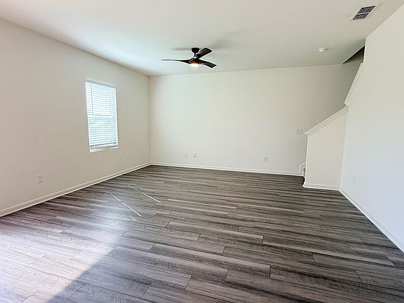 3rd image of 8 Borland Rd