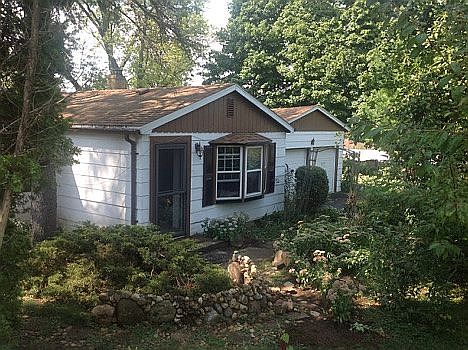 2nd image of 316 Dawn Ave