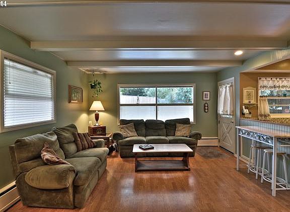 4th image of 12462 SE Guilford Dr
