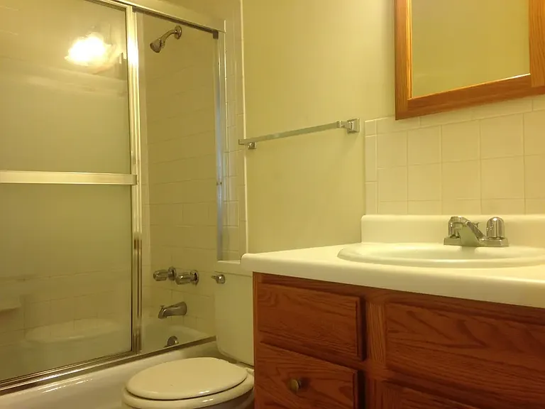 1004 Sheryl Ln #C — Photo 6
