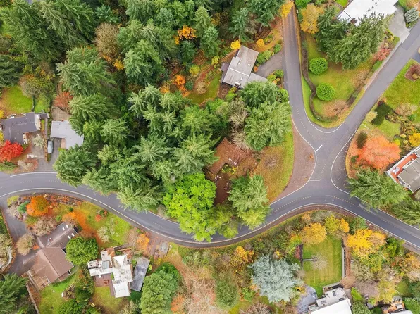 12127 SE 26th Street, Bellevue, WA 98005