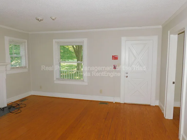 4619 McKnight Mill Rd — Photo 12