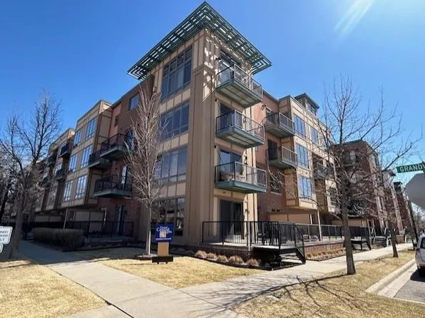 1070 Grandview Ct NE APT 310, Columbia Heights, MN 55421