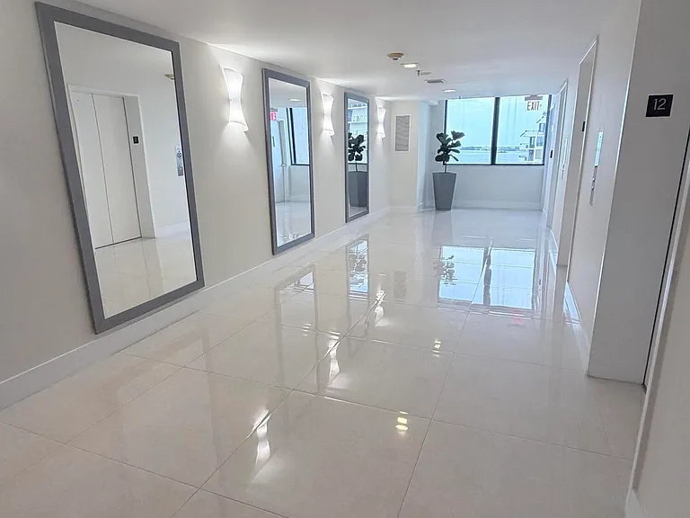 540 Brickell Key Dr #1224 — Photo 24
