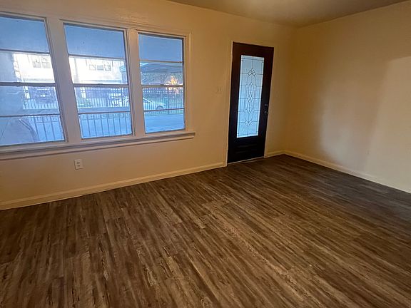 4th image of 3919 Edison St #A