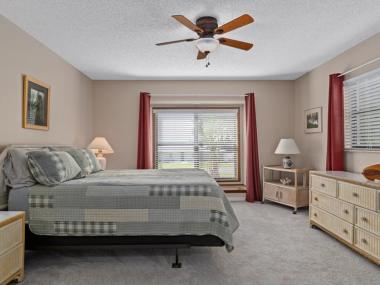 222 S Hunting Lodge Dr — Photo 9