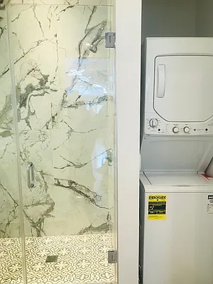 Rented by Oxford Property Group | media 11