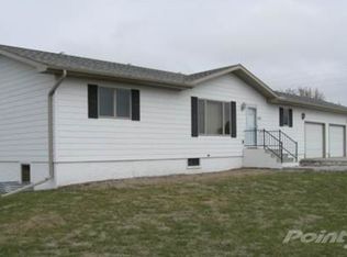 410 E 4th St, Spencer, SD 57374