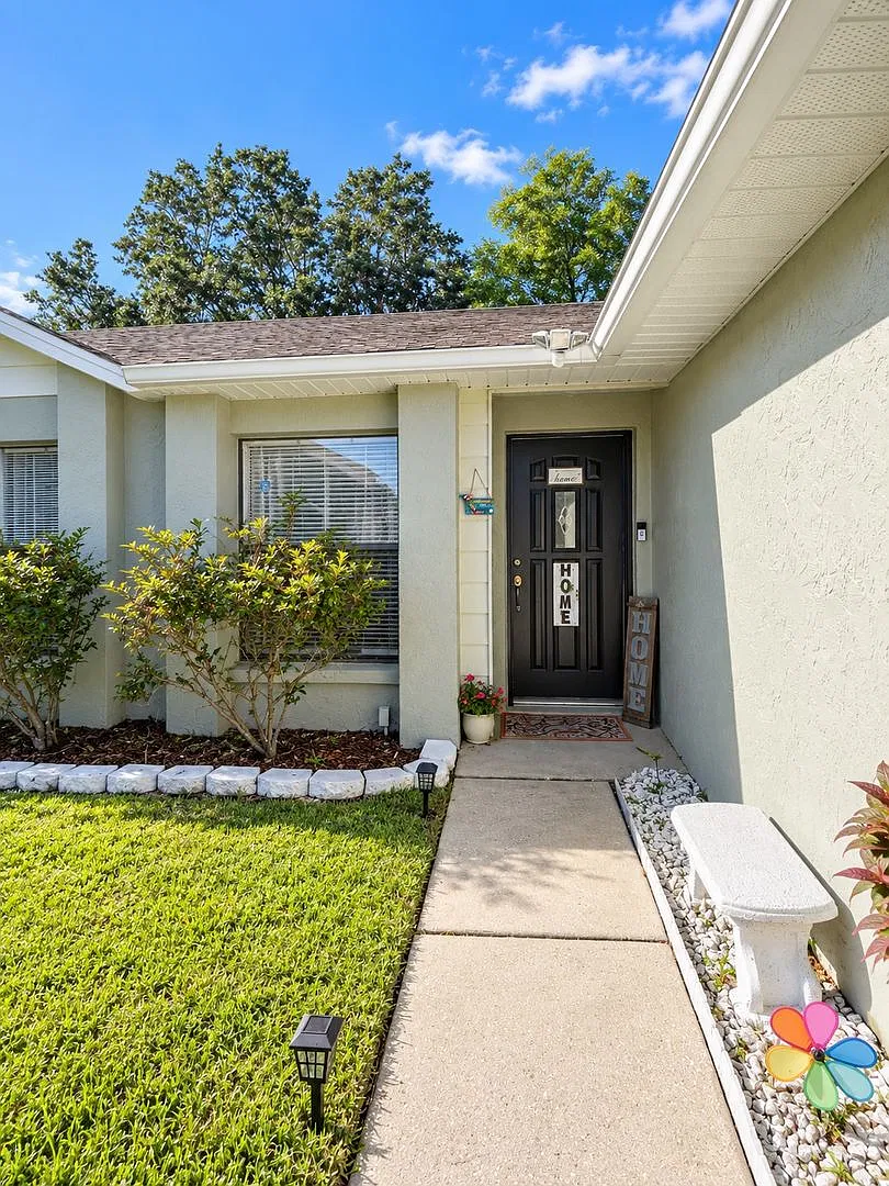 Charming 3-Bedroom Kissimmee Home with Open Floor Plan & 2-Car Garage! — Photo 2
