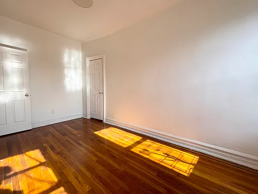 Rented by Pear NYC LLC | media 22