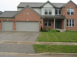 1333 Turnberry Ln, Mundelein, IL 60060