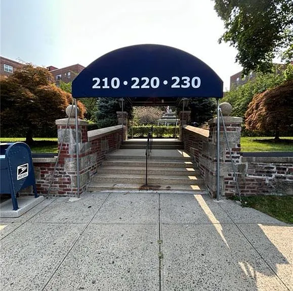 220 Pelham Rd #3F — Photo 21