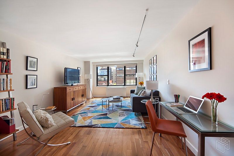 1st image of 7 E 14th St APT 1217