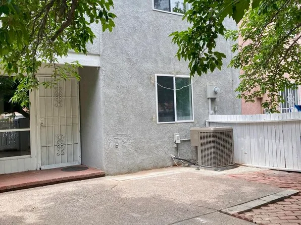 255 La Vida Nueva Del Este SW, Albuquerque, NM 87105