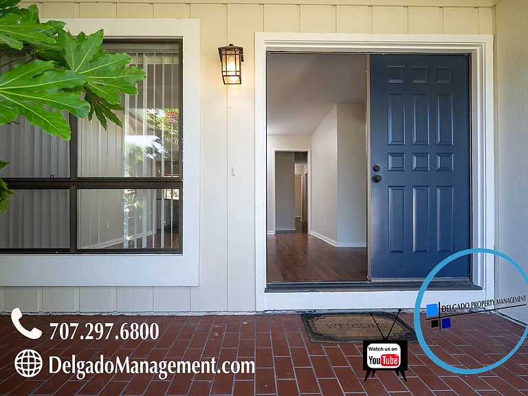 2190 Goldenhill Way — Photo 4