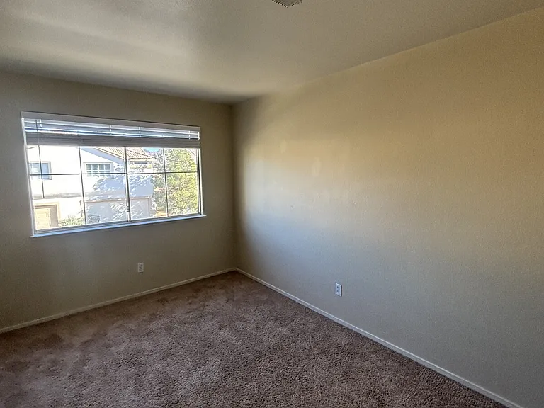 709 Spotted Eagle St — Photo 20