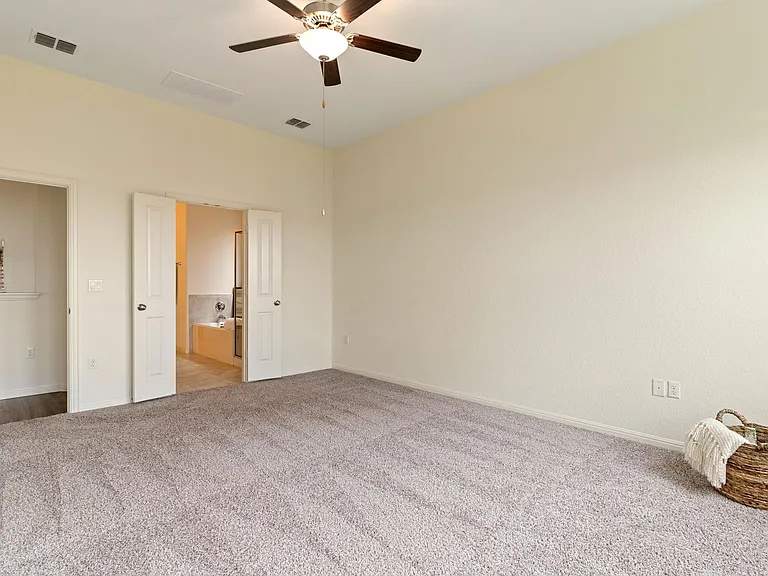 607 Allende Bnd — Photo 18