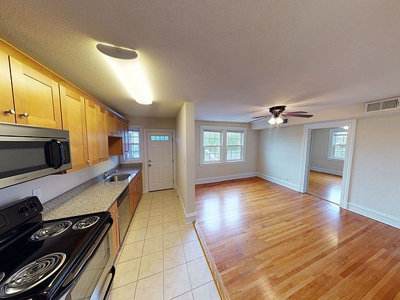 3rd image of 4412 Grove Ave APT 7