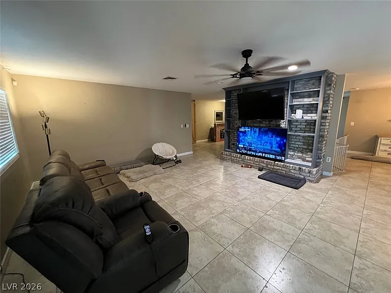 3310 W Mardon Ave — Photo 17