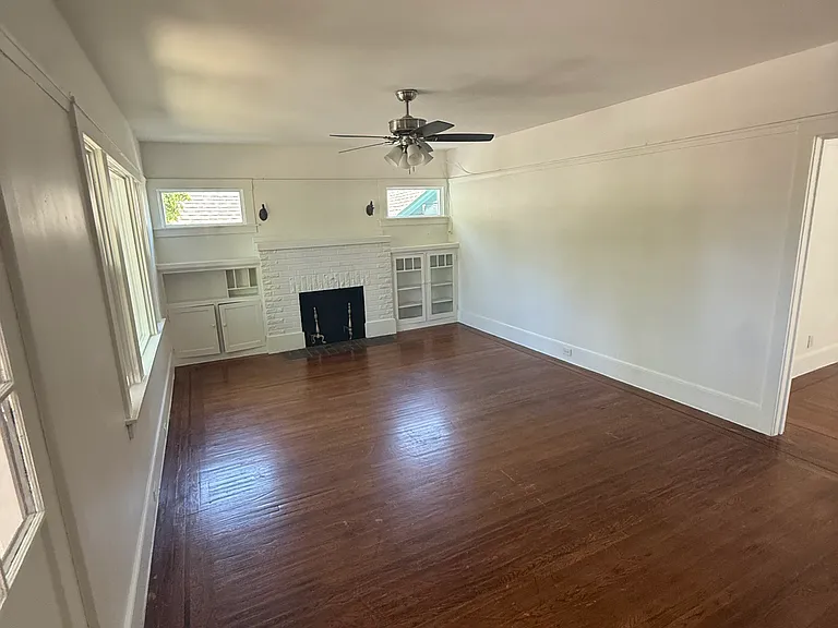 1224 E St #B — Photo 7