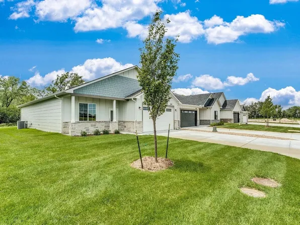 5591 N Wandering Way, Maize, KS 67101