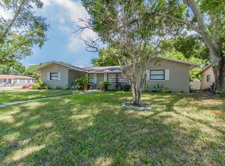 2042 62nd Pl S, Saint Petersburg, FL 33712