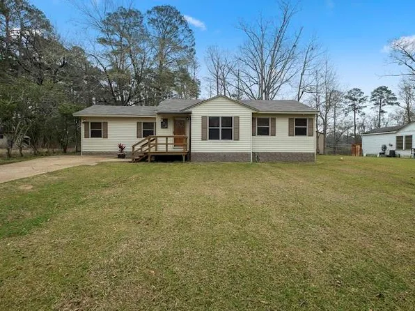 123 Hillcrest Rd, Pineville, LA 71360
