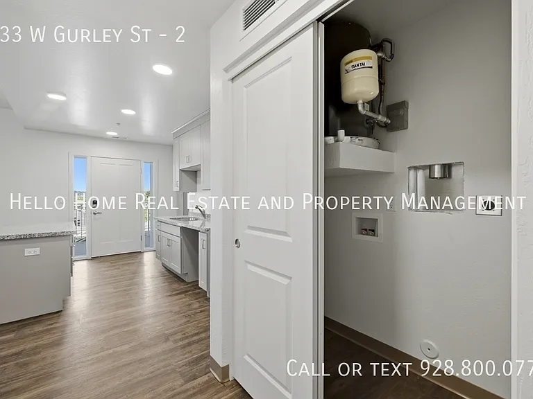 533 W Gurley St #2 — Photo 11