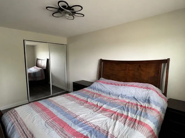 20041 Abrahm St, Clinton Township, MI 48035