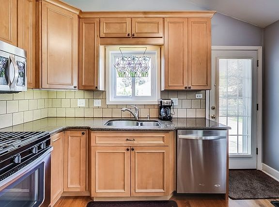 4th image of this home