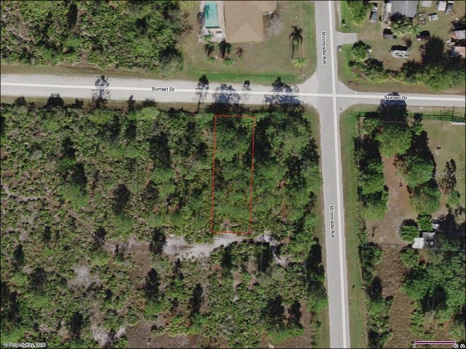 2nd image of 27385 Sunset Dr