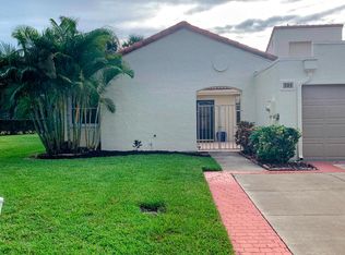 725 Spring Valley Dr, Melbourne, FL 32940